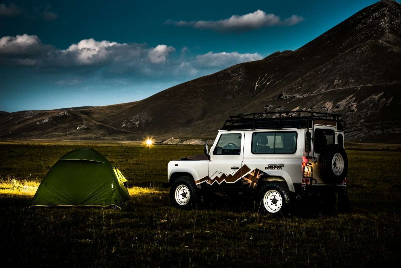 LANDROVER DEFENDER ©lucaromanopix